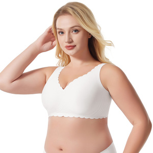 Sujetador sin costuras de gelatina de talla grande para mujer, con diseño de ondas góticas y fruncido para evitar la flacidez - Product Image 5