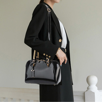 Série de sacs personnalisés, port multi-positions, cuir PU de qualité supérieure, anti-rayures, pour femme mature
