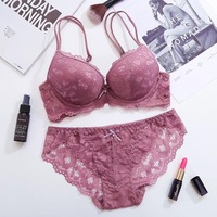 Ensemble de lingerie sexy en dentelle florale avec soutien-gorge push-up à armatures et culotte, deux pièces, pour femmes