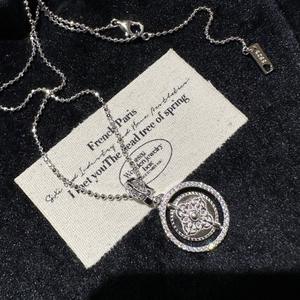 Collar de Plata de Ley S925 con Brújula de los Ocho Tesoros Giratoria, Diseño de Estilo Chino de Lujo, Textura Ligera, Colgantes de Moda - Product Image 1