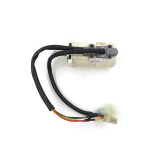 Moteur de machine SMT MSM5AZPJA SERVO MOTEUR AC - Product Image 1