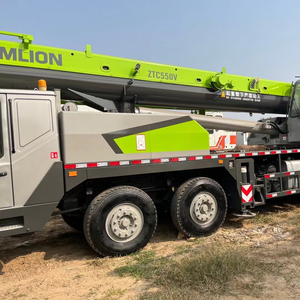 Zoomlion ZTC550V 50 Ton Truck <b>Crane</b> With 42000kg Total Weight For Construction Projects - Product Image 4
