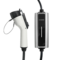 Chargeur EV portable réglable certifié GB/T 3,5 kW/7 kW 16A pour usage domestique, IP65, câble de 5 m, garantie de 24 mois, station de charge personnalisée