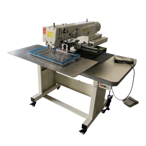Machine à coudre industrielle programmable automatique 3020 pour le cuir - Product Image 1