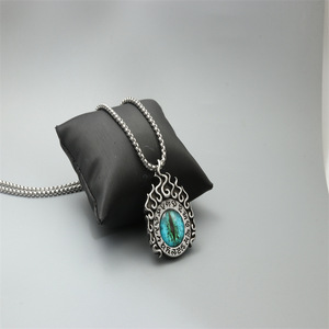 yunnique Collier Pendentif Œil Turc en Acier Titane Unisexe, Bijou Tendance avec Sertissage clos, Idéal pour Cadeau - Product Image 3