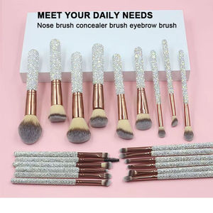 Ensemble de pinceaux de <span class=keywords><strong>maquillage</strong></span> professionnels Sparkle Glam Diamond Rhinestone, 18 pièces, poils synthétiques scintillants pour le <span class=keywords><strong>maquillage</strong></span> du visage - Product Image 4
