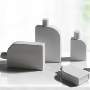 Offre Spéciale – Contenants Carrés Personnalisés en PEHD pour Cosmétiques et Soins de la Peau, Bouteilles de Shampooing en Plastique avec Pulvérisateur et Scellage Couleur Personnalisée - Product Image 5