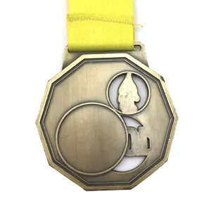 2022 כדורגל כוס להתאמה אישית אבץ סגסוגת כדורגל מתכת מדליית ברונזה מרתון ריצה זול ספורט מדליית עם סרט