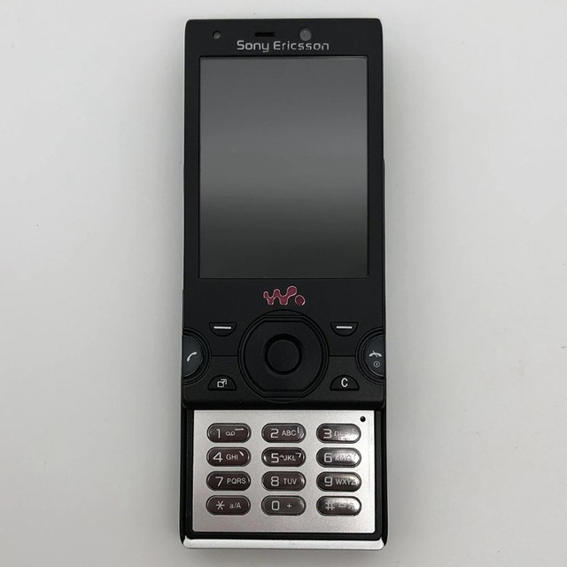 W995 3G Slider Mobile Cell Phone 2.6'' 8.1MP Camera FM Radio WiFi Unlocked CellPhone