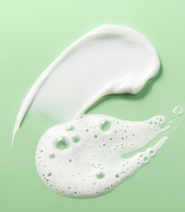 Crema Limpiadora Profunda Equilibrante con Ácido Hialurónico para Piel Grasa Adultos 150ml - Product Image 2
