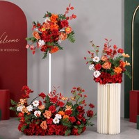 Fleurs artificielles suspendues en plastique rouge - Décoration de mariage et d'événements - Style moderne/classique/simple - Utilisation en extérieur/en intérieur