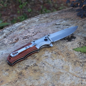 <span class=keywords><strong>Couteau</strong></span> Tactique Pliant Portable à <span class=keywords><strong>Manche</strong></span> en <span class=keywords><strong>Bois</strong></span>, <span class=keywords><strong>Couteau</strong></span> <span class=keywords><strong>de</strong></span> Poche <span class=keywords><strong>pour</strong></span> Auto-Défense en Camping et Activités <span class=keywords><strong>de</strong></span> Plein Air - Product Image 2