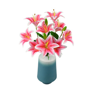 ดอกลิลลี่ประดิษฐ์สีชมพู 12 ชิ้น ของ Dongchen Crafts สำหรับตกแต่งบ้านและงานแต่งงาน - Product Image 5