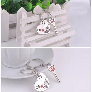 Llavero <span class=keywords><strong>de</strong></span> Pareja con Forma <span class=keywords><strong>de</strong></span> Corazón y Candado, Grabado con Te Amo, Llavero Metálico para Enamorados, Regalo para Aniversario o San Valentín - Product Image 3