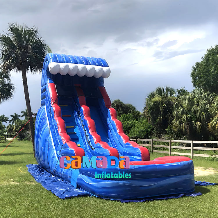 มีสีสัน