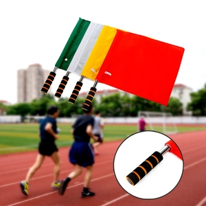 Warna kuning murni merah biru hijau putih perintah sinyal wasit dan bendera penjaga untuk acara luar ruangan lalu lintas bendera mulai patroli - Product Image 5