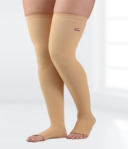 Paire de bas mi-cuisse haut de gamme avec tissu élastique respirant pour les voyages, le bureau et les occasions décontractées - Product Image 1
