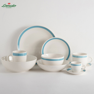 Service de table personnalisé, lignes colorées et mignonnes bleu ciel, peint à la main, design artistique direct d'usine pour la mise en place quotidienne de la table - Product Image 1