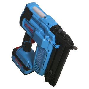 Clavadora Neumática Inalámbrica FIXTEC de 20V con Batería de Iones de Litio de 2.0Ah, Clavadora Potente para Concreto y Madera FCST50LFX - Product Image 2