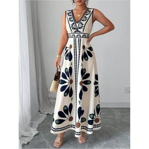 Robe longue d'été florale personnalisée pour femme, col en V, sans manches, coupe trapèze fluide, idéale pour les vacances, en tissu tissé respirant - Product Image 2