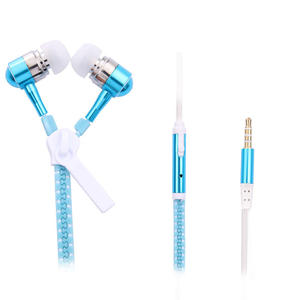 Audífonos Intrauditivos Deportivos con Sonido de Bajos, Chipset JL, Cable de 3.5 <span class=keywords><strong>mm</strong></span>, Resistentes al Agua IPX-7, con Luz Luminosa y Micrófono - Product Image 3