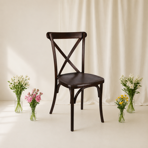 Silla Crossback de Resina Marrón Oscuro, Diseño Moderno, Resistente y Duradera, Silla de Comedor Industrial para Uso en Hoteles y Exteriores - Product Image 1