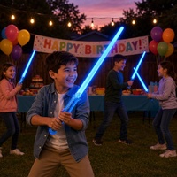 Promotie LED Glow Space Sword 72cm Carnaval Prijs Vakbeurs Weggeefartikel Kinderfeestje Aandenken Kinderspeelgoed Lichtgevend Zwaard Groothandel