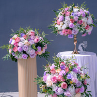 Centre de table floral artificiel de haute qualité avec roses, pivoines et hortensias en soie, dans un vase en verre, idéal pour les mariages
