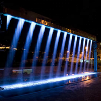 Fuente de Agua Digital con Diseño Personalizado, Pantalla para Exteriores, Control Programado, Cortina de Agua con Luz LED