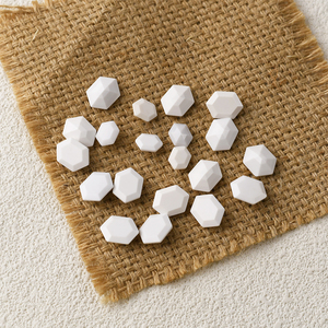 천연 백색 마노 도매 주얼리 맞춤형 크기 모양 육각형 보석 연마 진파 공예품 - Product Image 4