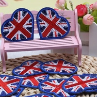 Patch brodé en forme de cœur à paillettes, thermocollant pour vêtements, sacs, chapeaux, applique en chenille mignonne pour enfants et adultes