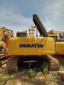 Maquinaria de movimiento de tierra de segunda mano Komatsu usada, excavadora sobre orugas de 22 toneladas de potencia fuerte PC160 PC200 PC220 PC240 a la venta - Product Image 5