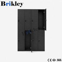 Casier de rangement Brikley à compartiments en stratifié phénolique HPL 12 mm pour vêtements de travail des personnels des centres de spa