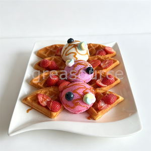 Plato de helado de gofre artificial hecho a mano, modelo fresa, arándano, caramelo, con coberturas artificiales de repostería, accesorio para tienda de café - Product Image 5