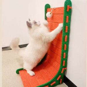 Griffoir pour chat en forme de L, litière pour chat tout-en-un, feutre résistant aux rayures, résistant à l'usure, jouets anti-rayures - Product Image 5