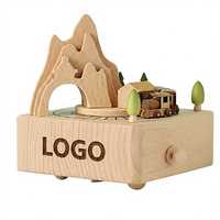 Caja de Música Artesanal de Madera de Haya con Tren Giratorio, Ecológica, Regalo Ideal para Guardería y Niños