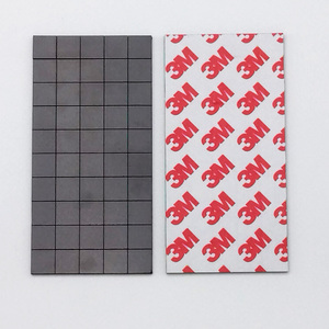 Points magnétiques personnalisés D20 * 2mm 1*1mmm carrés magnétiques avec auto-adhésif pour l'artisanat de bricolage - Product Image 4