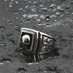 Men's Stainless Steel <b>Skull</b> <b>Ring</b> Silver Cross Design Punk Style Fashion Jewelry 26012 - Product Image 5