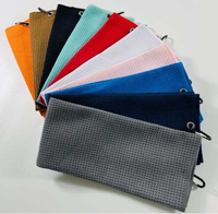 Serviette de golf en microfibre durable avec clip, tissage gaufré, séchage rapide, pliable en trois, pour usage intérieur et extérieur