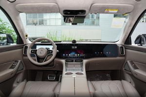 AITO M8 EV longue portée - 705 km CLTC, vitesse de 200 km/h, charge rapide, SUV 5 places - Product Image 6