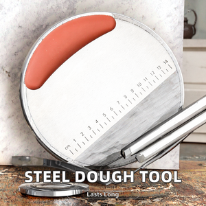 Racloir à pâte multifonctionnel en acier inoxydable Coupeur semi-circulaire pour pizza, pain et pâtisserie Outils de cuisine Ingrédients métalliques - Product Image 2