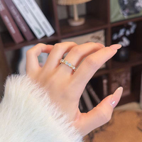 Bague empilable au design unique et tendance avec diamant de laboratoire rond, plaqué or jaune 18 carats, sertie en canal, style éternité, pour femme, haute joaillerie
