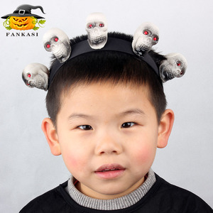 Diadema con diseño de calavera de Halloween de Fankasi con ojos rojos para niñas, accesorio para fiesta de disfraces - Product Image 3