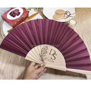 <span class=keywords><strong>Abanicos</strong></span> de tela a granel de material de madera personalizados, regalos de recuerdo de fiesta de <span class=keywords><strong>boda</strong></span>, abanico de mano español para invitados - Product Image 4