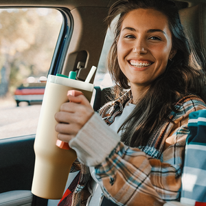 Everich Terlaris Gelas Kopi Tumbler Stainless Steel Dinding Ganda 40oz Gaya Modern Terisolasi untuk Perjalanan dengan Tutup dan Pegangan - Product Image 6