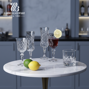 Copas de vino premium estilo europeo con tallo, copas de champán, juego de 12 piezas, diseño grabado con tallo alto. - Product Image 1
