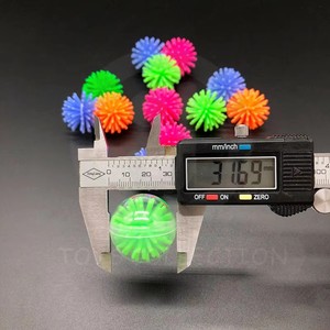 Juguete de Peluche con Púas de 32 mm, Barato, al por Mayor, para Cápsulas Gashapon, Regalos Sensoriales de Plástico para Niños, Recuerdos de Fiesta - Product Image 3