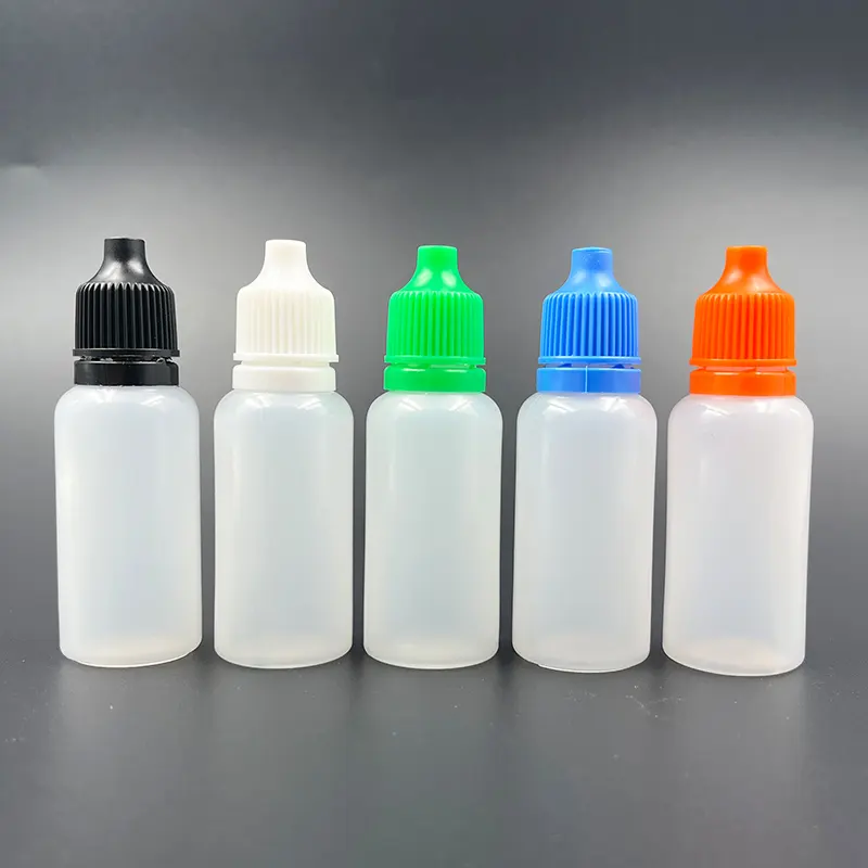 無料サンプルカスタム10ml 15ml 30ml 50mlクリアスクイーズ可能なLDPE液体プラスチック点眼ボトル