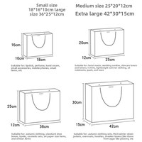 Nouveauté - Sac cadeau minimaliste avec poignée en corde et ruban, tons chauds, carton blanc - pour emballer des cadeaux, des souvenirs ; impression de logo