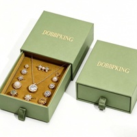 Boîte de présentation en carton rigide recyclable et imperméable avec laminage brillant/mat et dorure à chaud pour bijoux, bagues et boucles d'oreilles